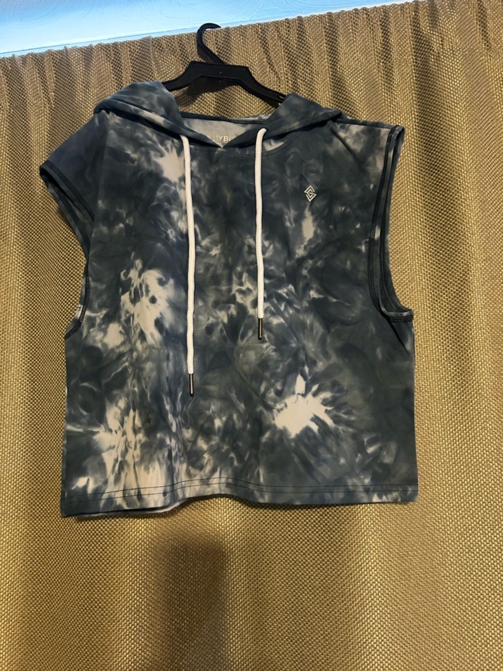 Hybrid Apparel Sleeveless Tie-Dye Hoodie in Blue and White